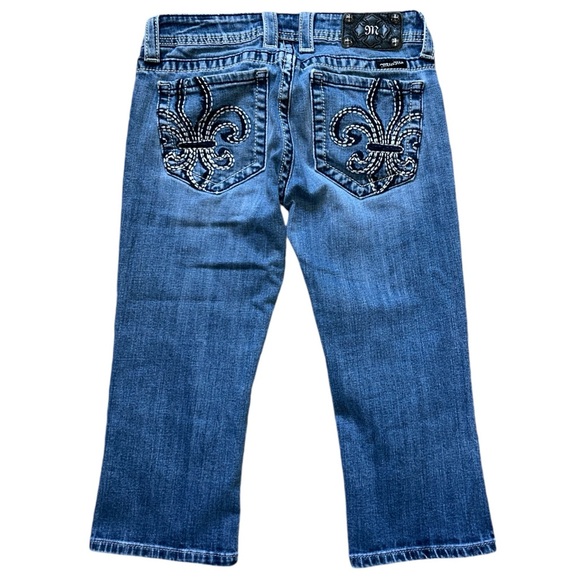 Miss Me Fluer De Lis Cropped Jeans Size 29” Style#JP436G Embellished Low Rise - Picture 1 of 10